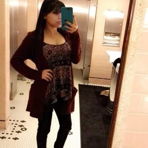 Meet your Posher, Monique